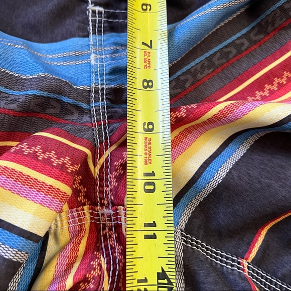 Billabong 30 Board Shorts Aztec Tribal Swim Trunks Outdoor Beach Pool 10" Inseam - Picture 7 of 9